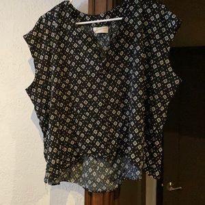 Universal Threads (Target) black cap sleeve blouse